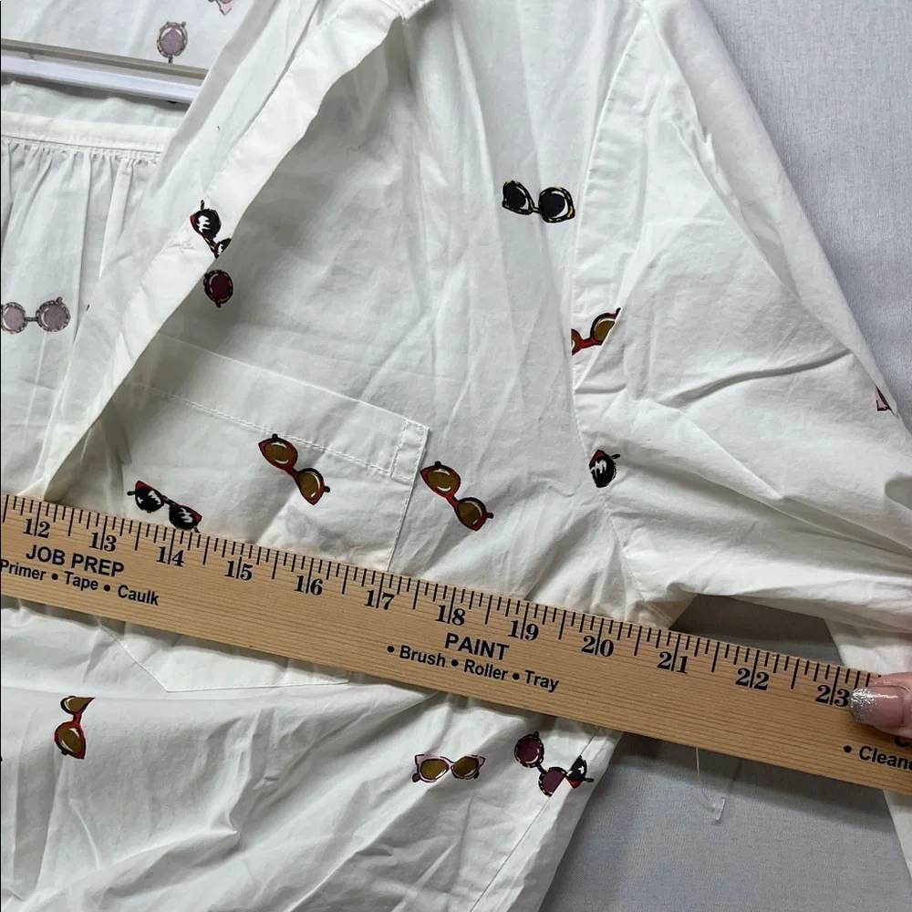 Old Navy chic white
